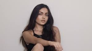Trending YouTuber Zara Dar Who Became Adult Content Creator in media, Zara Dar Lđaked Video MMS Viral